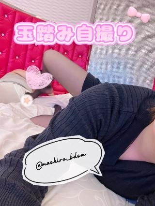 自撮りは難しいよ画像１
