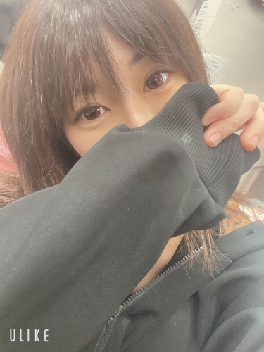 見上げる姿勢🥺⭐️画像１