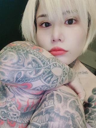 はじめまして。利世(りぜ)です。画像１