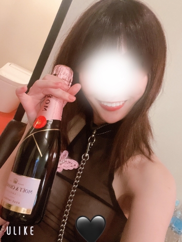 昨日も完売ありがとうございました⭐️✨✨今日もいます画像１